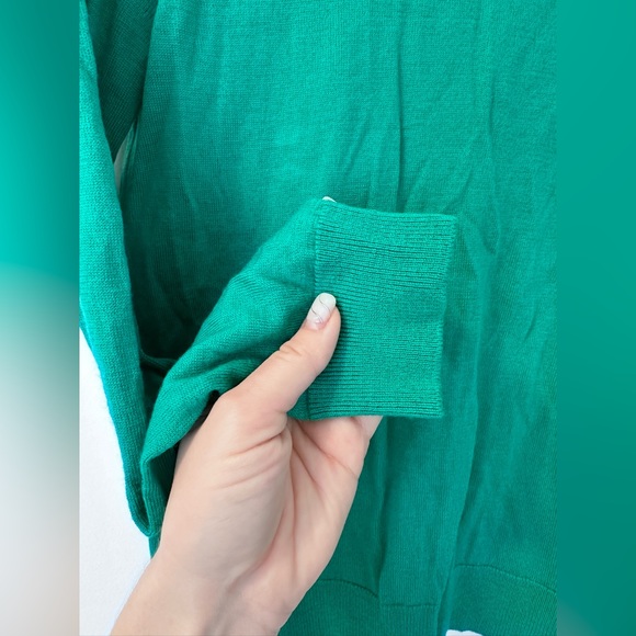 Gap sweater 100% extra fine marine wool,  like new condition - Picture 6 of 7